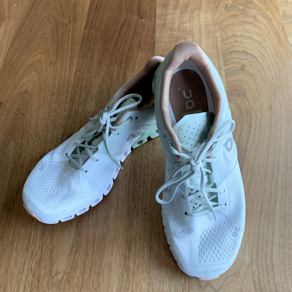 On Running Cloudflow Athletic Shoe, Womens, size 7.5